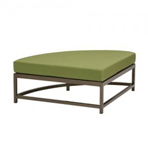 CABANA CLUB CURVED OTTOMAN
591008CO
SPEC SHEET
