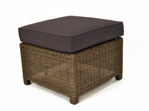 PALMA OTTOMAN
103322-2100CC
ALSO AVAILABLE IN ASH & INDIGO